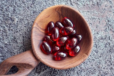 Dab tsi yog astaxanthin siv rau?